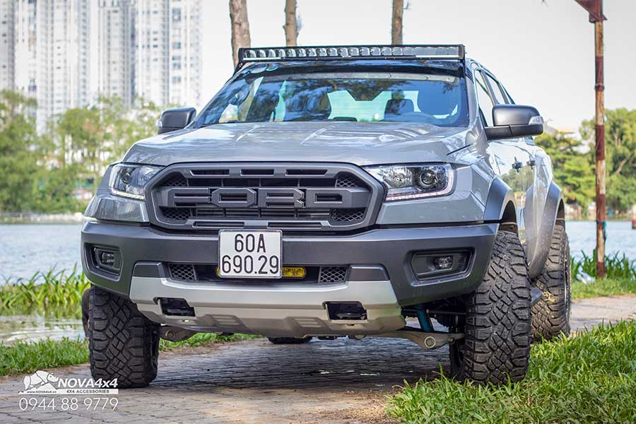 Độ Ford Ranger Raptor đẹp nhẹ nhàng theo phong cách Hamer Concept